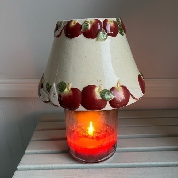 Yankee Candle Apples Large Candle Shade Topper - Picture 1 of 9